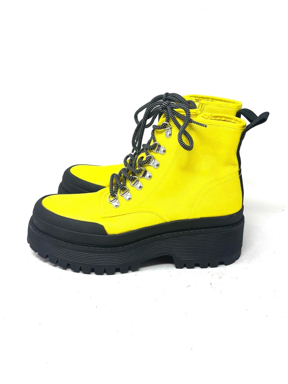 Steve Madden Boots
